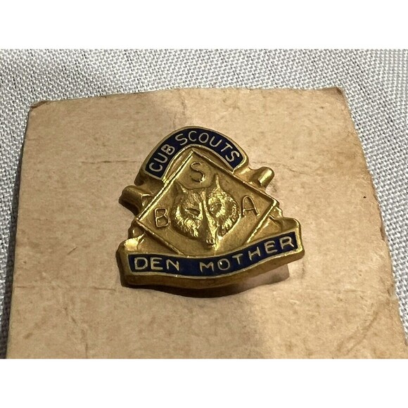 Mixed Lot of Boy Scout Cub Scout BSA Memorabilia 70’s- Patches Pins Pencil - Picture 2 of 6